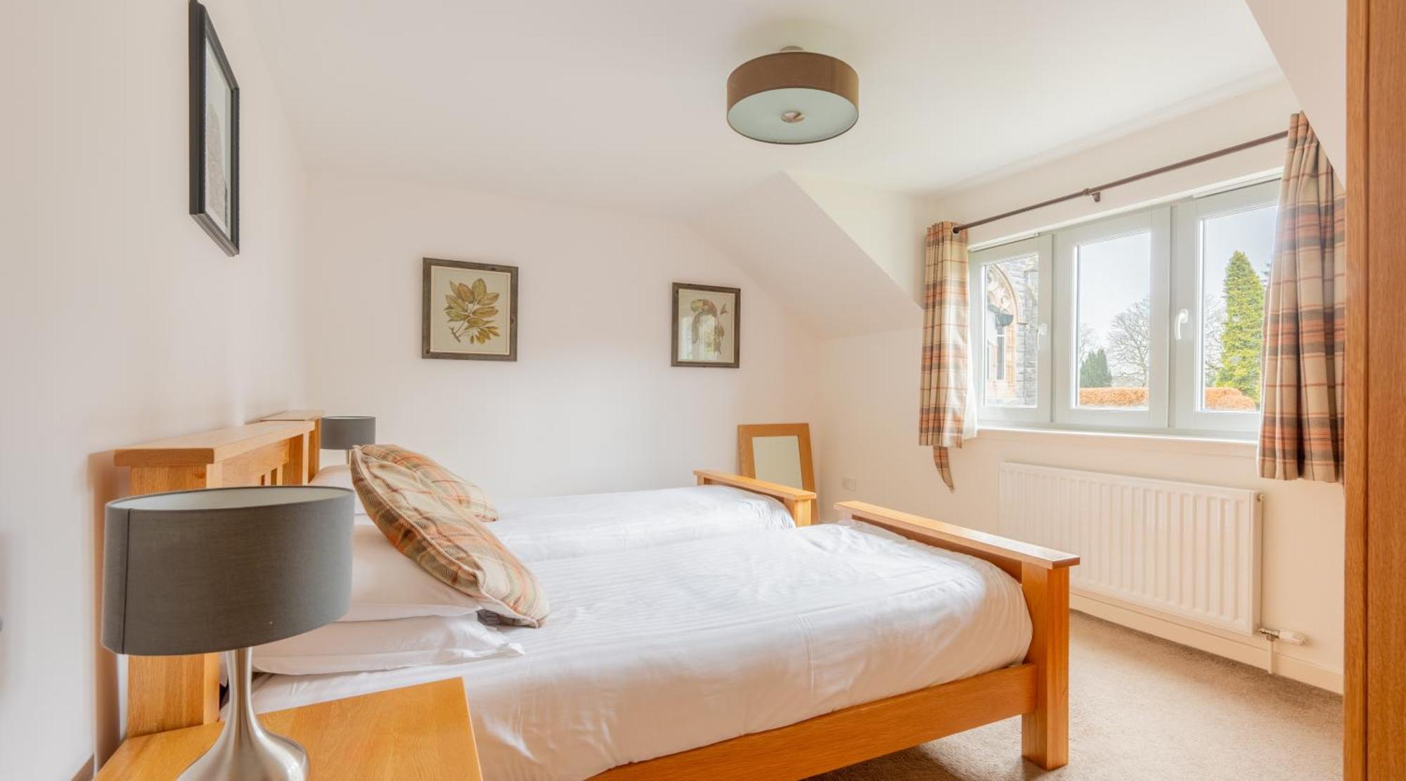 Abbey Holidays Loch Ness Luxury Self Catering 2 Bedroom Cottages Fort Augustus Room photo